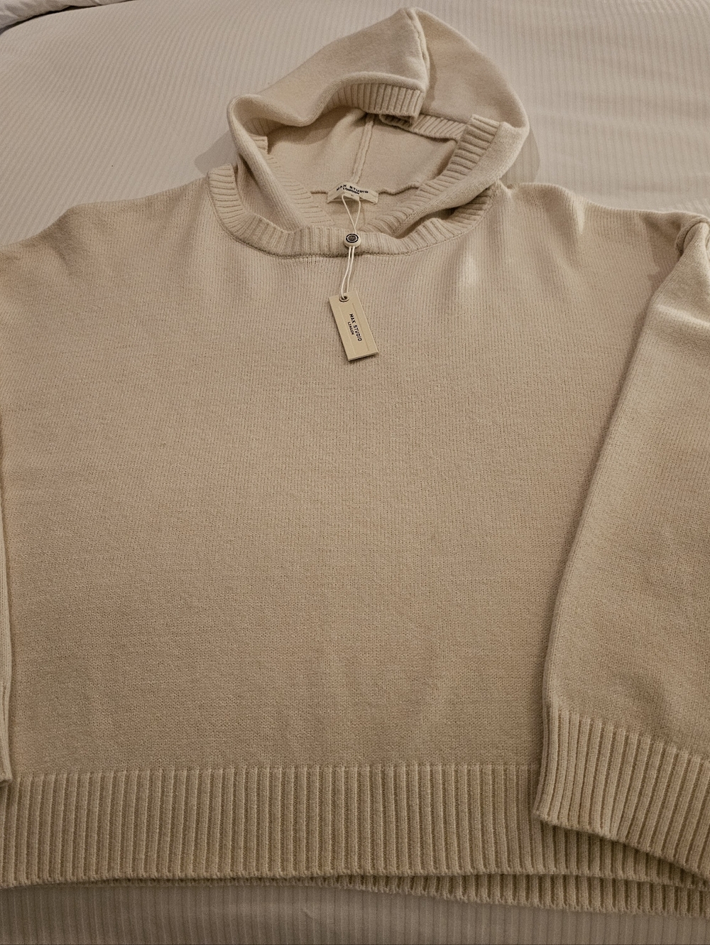 Max Studio London Ivory Hoodie Sweater Size Large NWT MSRP $148 - Picture 3 of 7